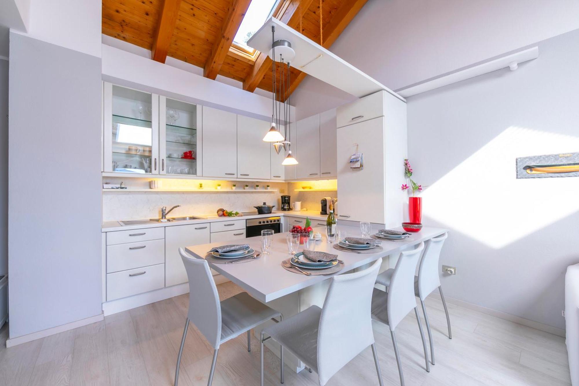 Blu Lake Apartment On Ghiffa Beach - Happy Rentals Luaran gambar