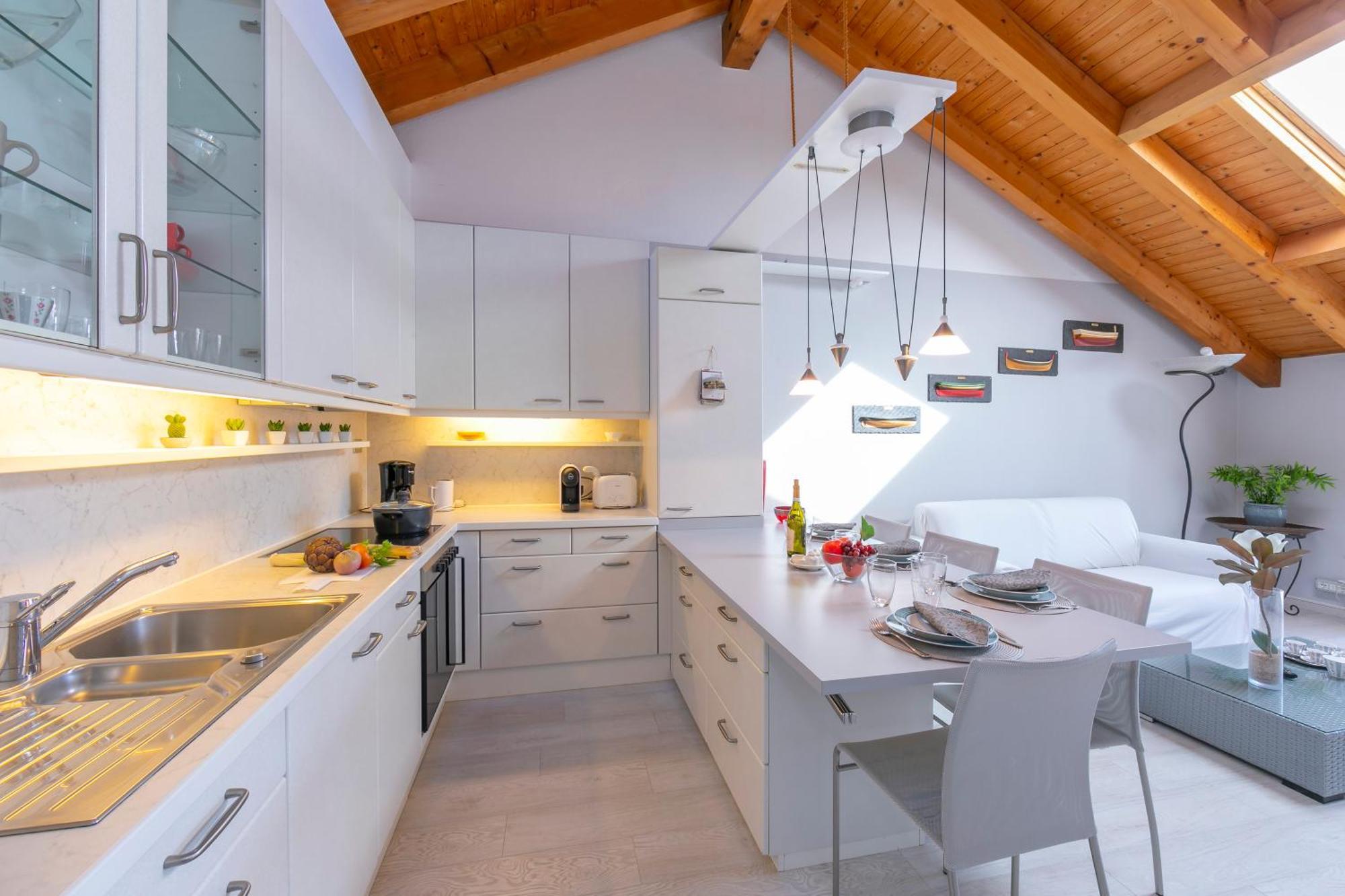 Blu Lake Apartment On Ghiffa Beach - Happy Rentals Luaran gambar